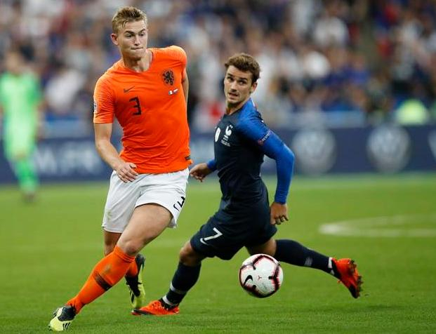 尤文完胜拜仁，范戴克关键制胜