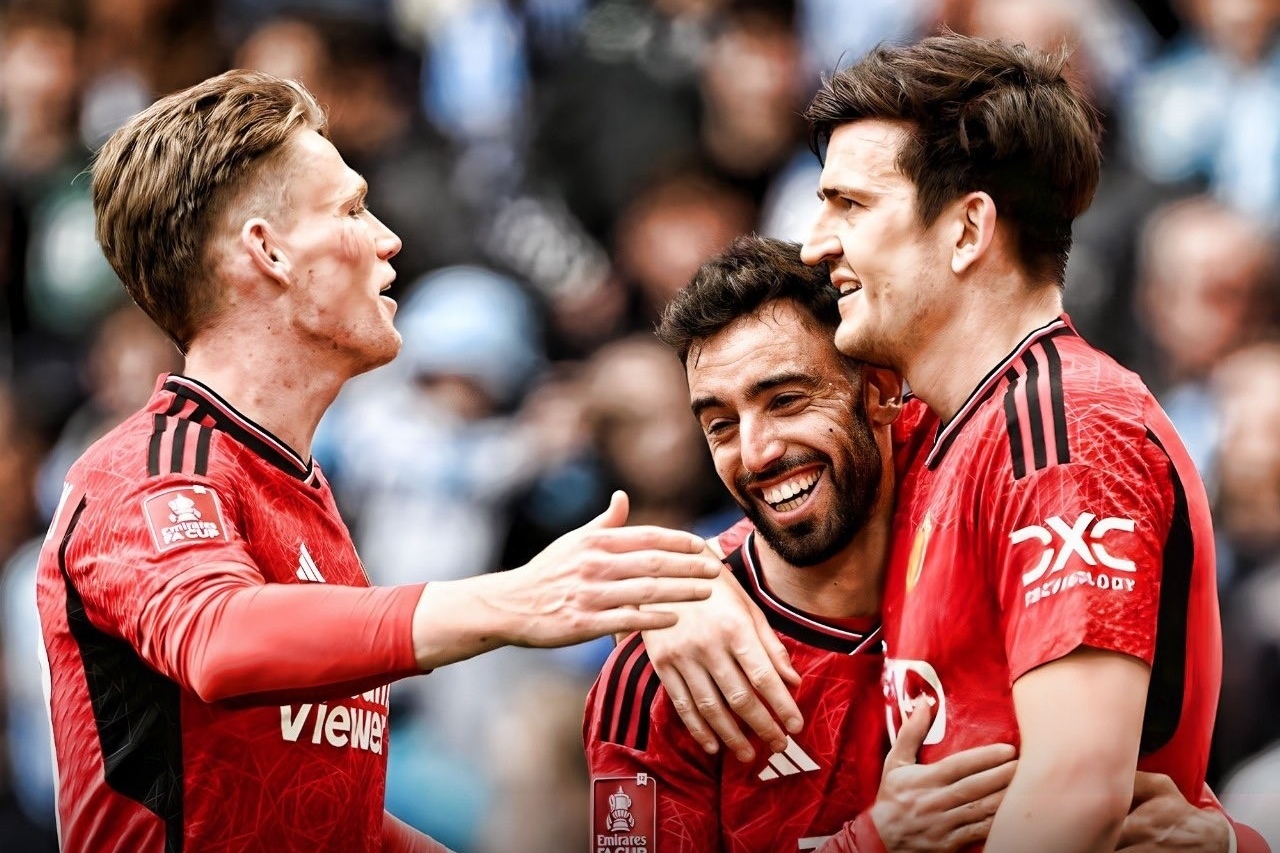 曼联险胜罗马，迪马利亚关键制胜