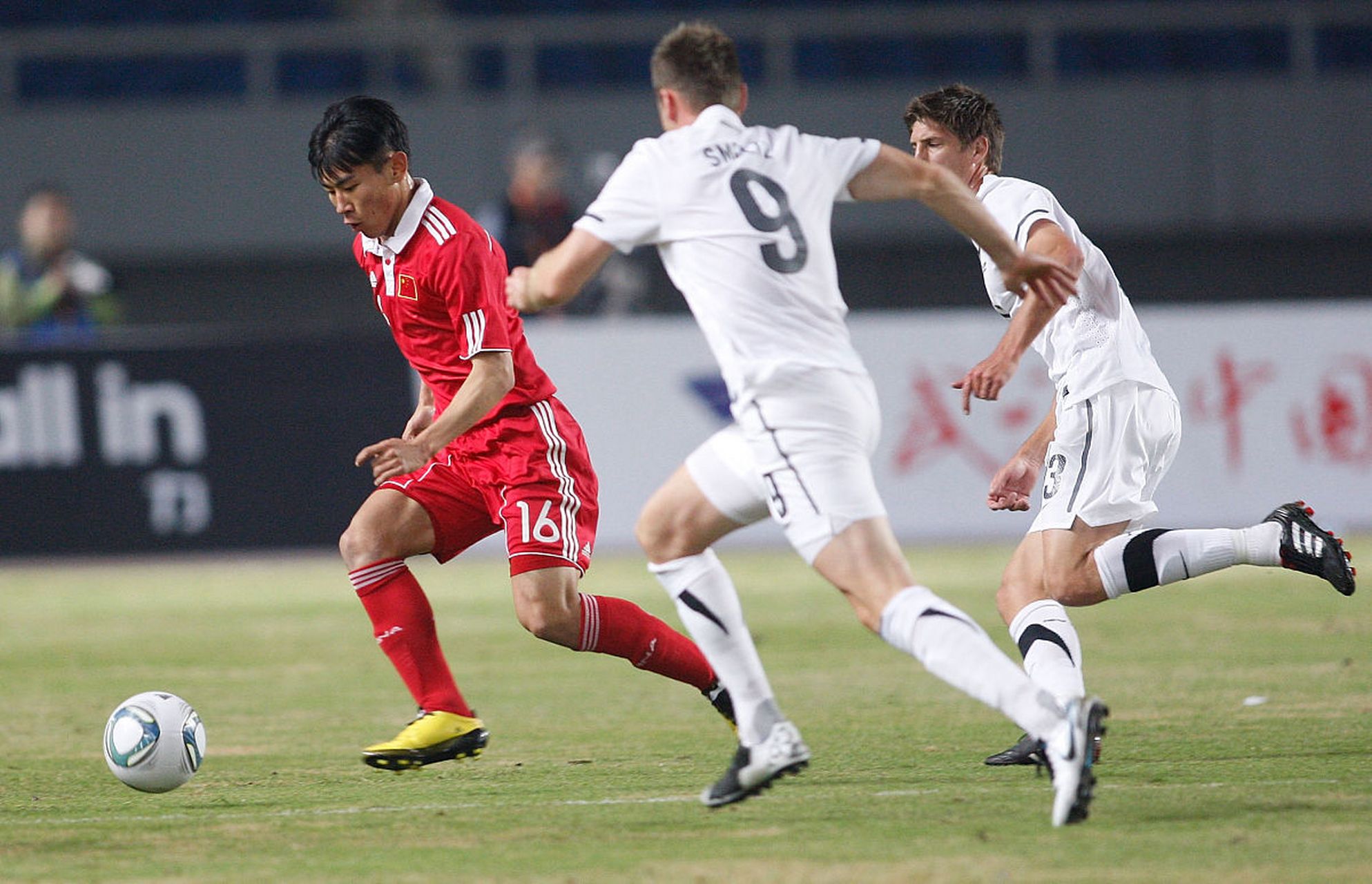 新西兰选手在友谊赛事中获胜 新西兰选手在友谊赛事中获胜