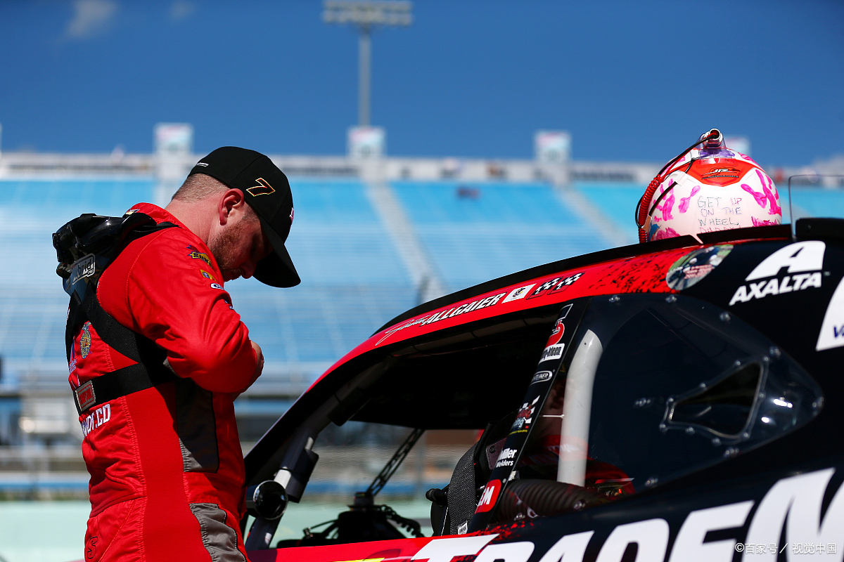 哈斯车队横扫威廉姆斯，周冠宇统治全场