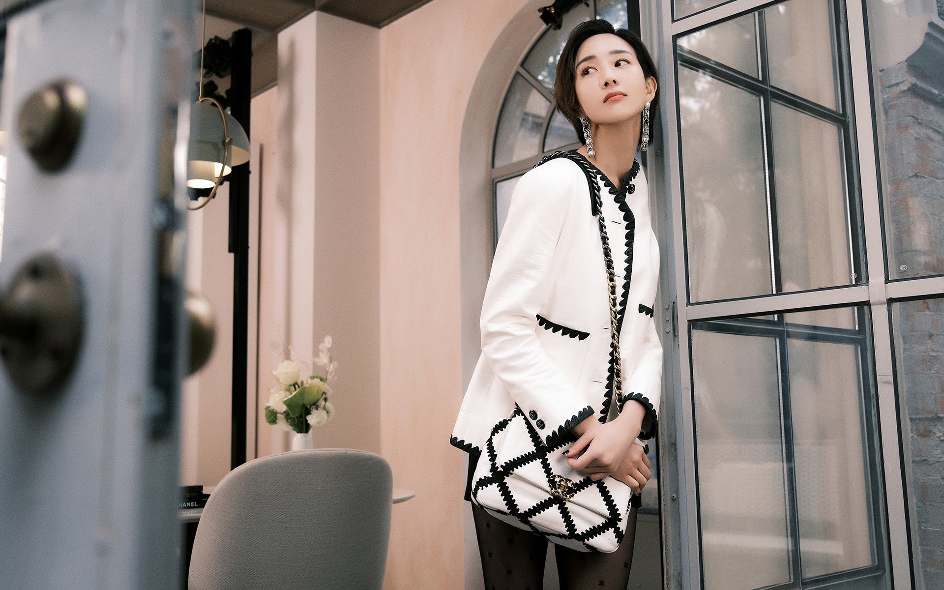 唯一性的交响,德里赫特高光映照哥伦比亚生死战传奇