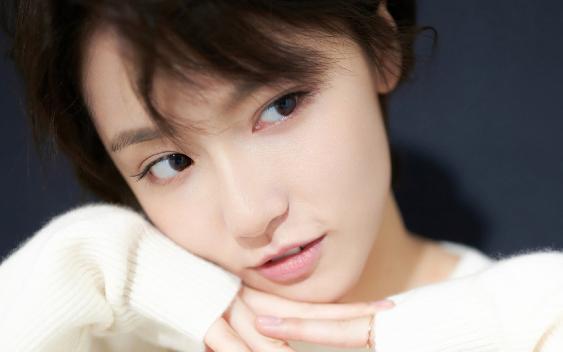 东方战术与天赋的碰撞,字母哥狂轰42分,上海队仍全面压制活塞取表演赛胜利