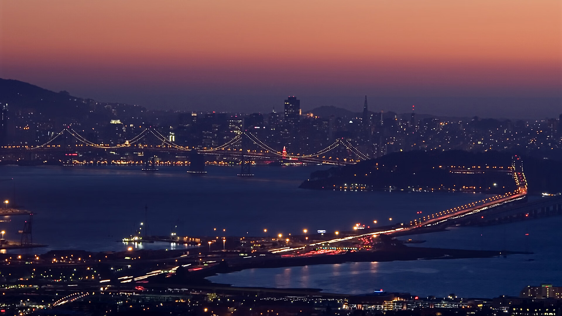平行时空中的绿茵对决，德甲王座血战与沙特沙漠闪电的同一夜心跳