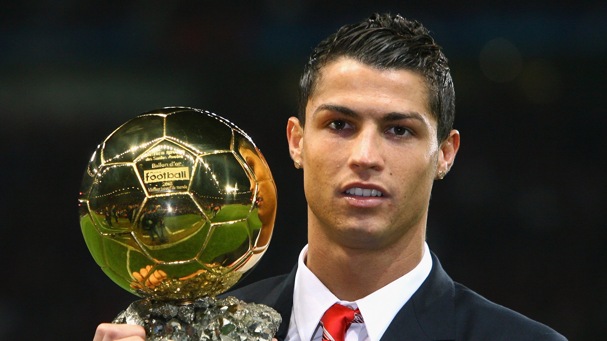 欧冠夜空,唯见东方启明,久保建英的史诗正在巨幕上镌刻